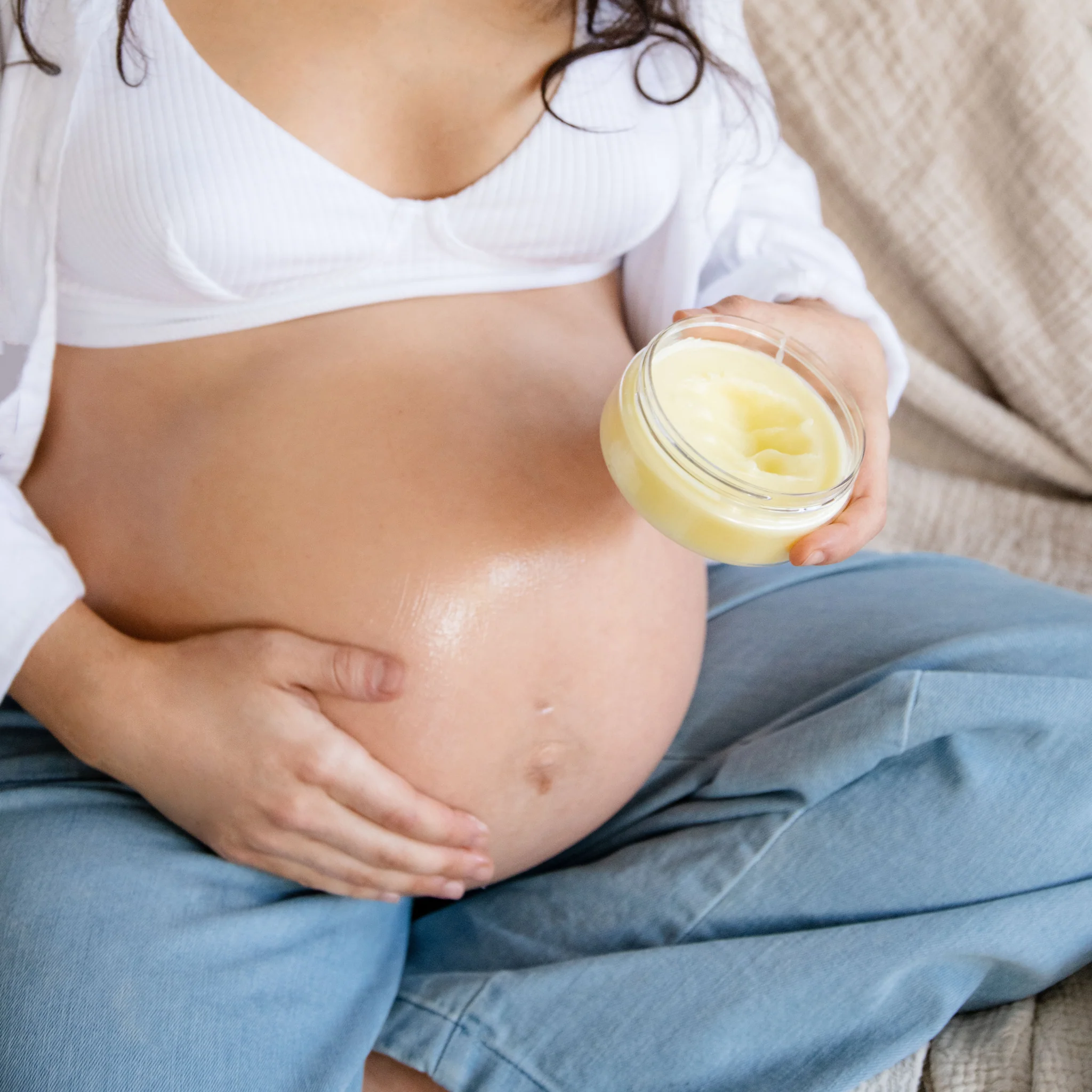 Palmer's Cocoa Butter Tummy Butter for Stretch Marks 125g - Image 2